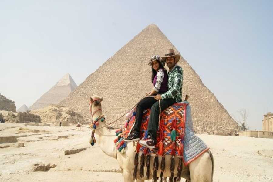 Day Tour to Giza Pyramids with Camel Ride & Egyptian Museum in Cairo - Explore Ancient Wonders"