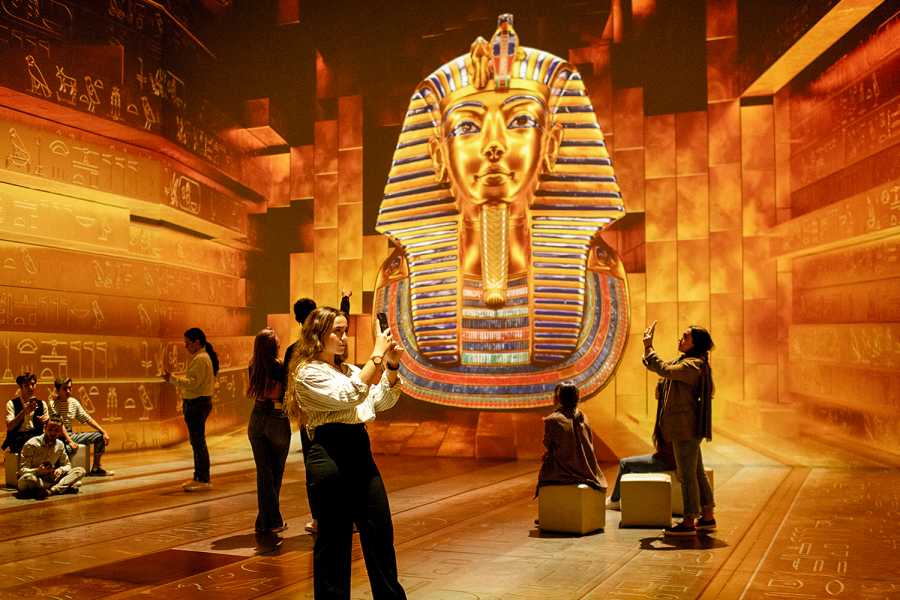 Day Tour Visiting Giza Pyramids and Grand Egyptian Museum