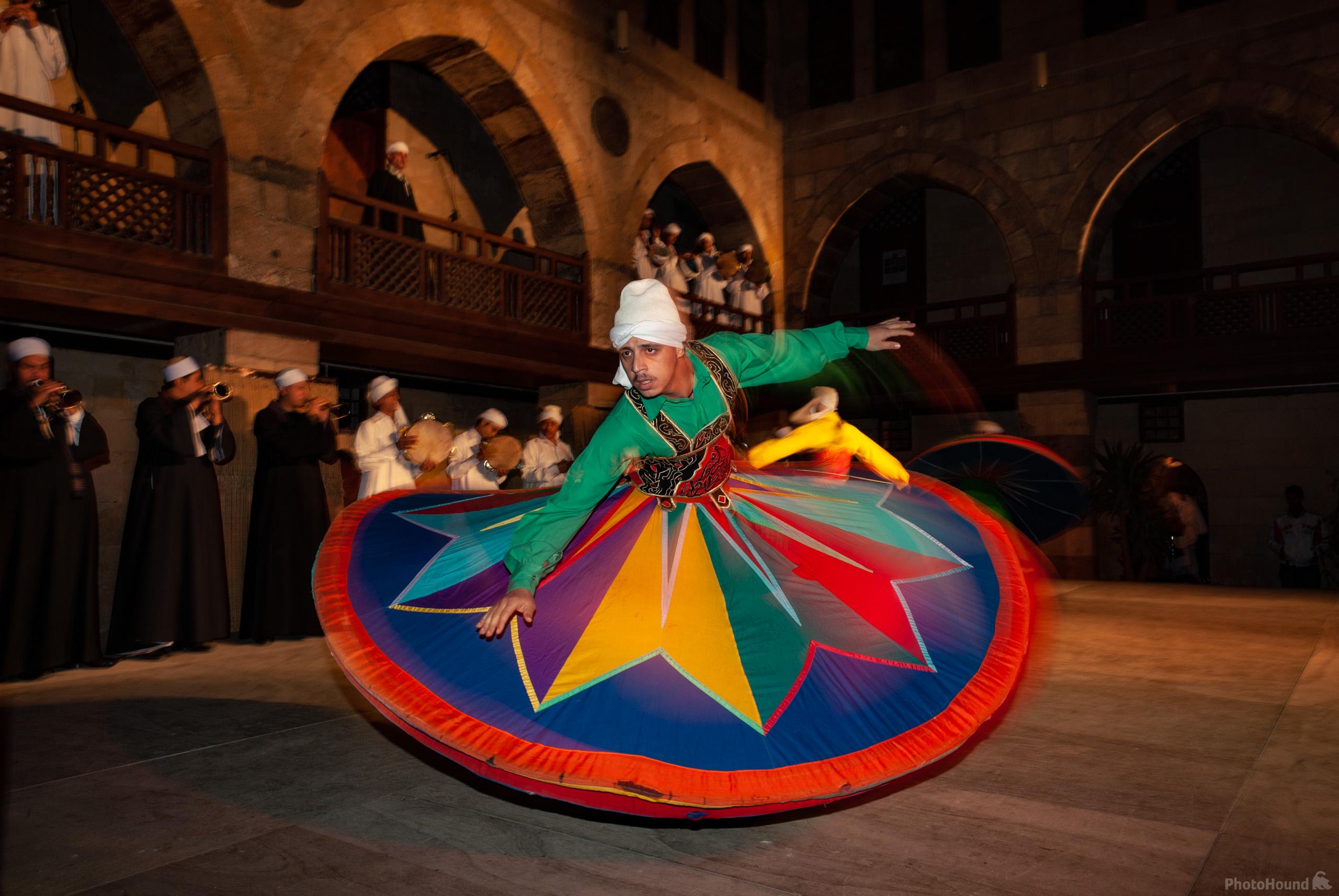 Al Tannoura egyptian heritage show at Wekalet El Ghoury
