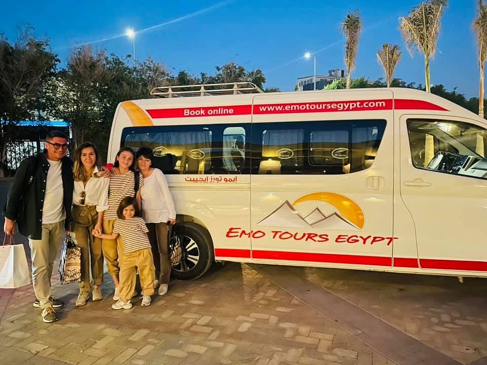 Private Transfers – October Tour for 7 Adults