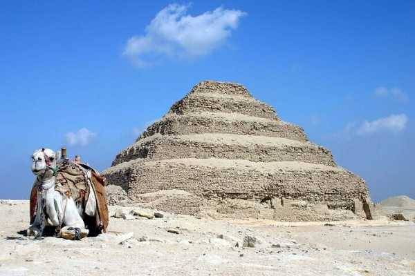 Giza Pyramids, Memphis & Saqqara Tour