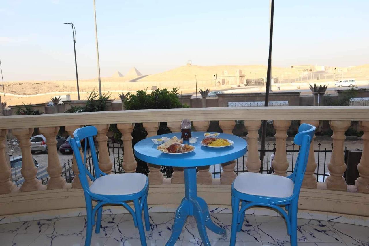 Virtue Pyramids View Guest-House